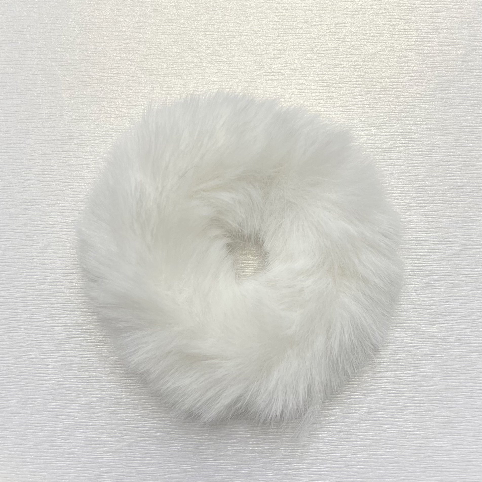 Fluffy Scrunchie in Ash