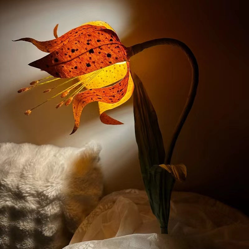 Artificial Flower Table Lamp