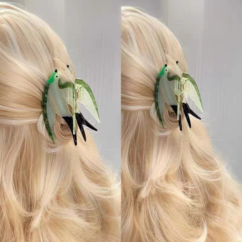 Swallow Hair Claw within Green