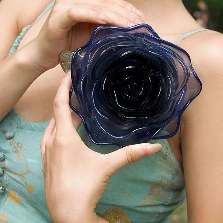 Fashion Rose Handbag within Black