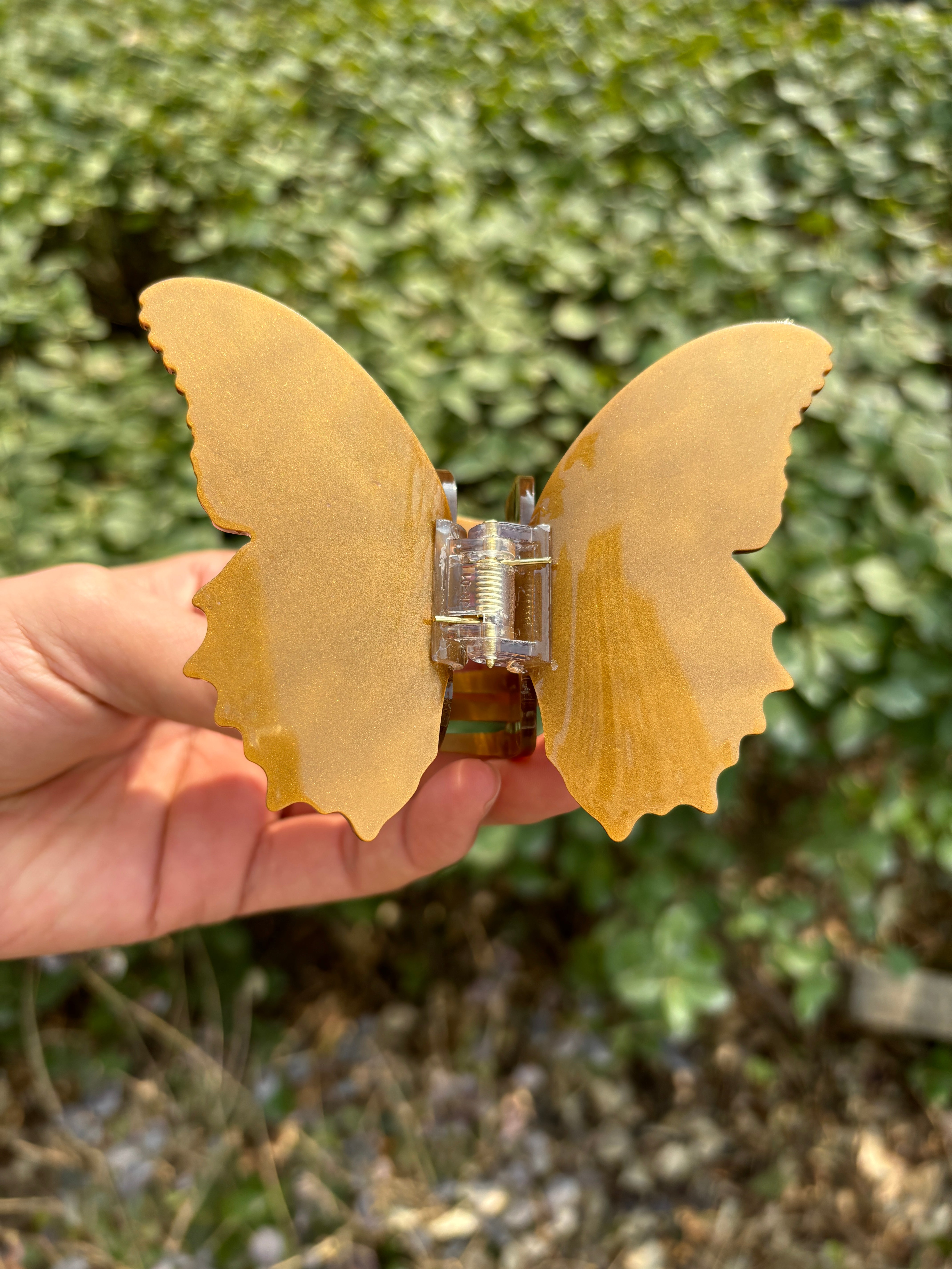 Leaf butterfly hair claw