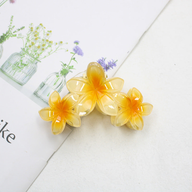 Three Frangipani Flower Claw in Lemon Yellow