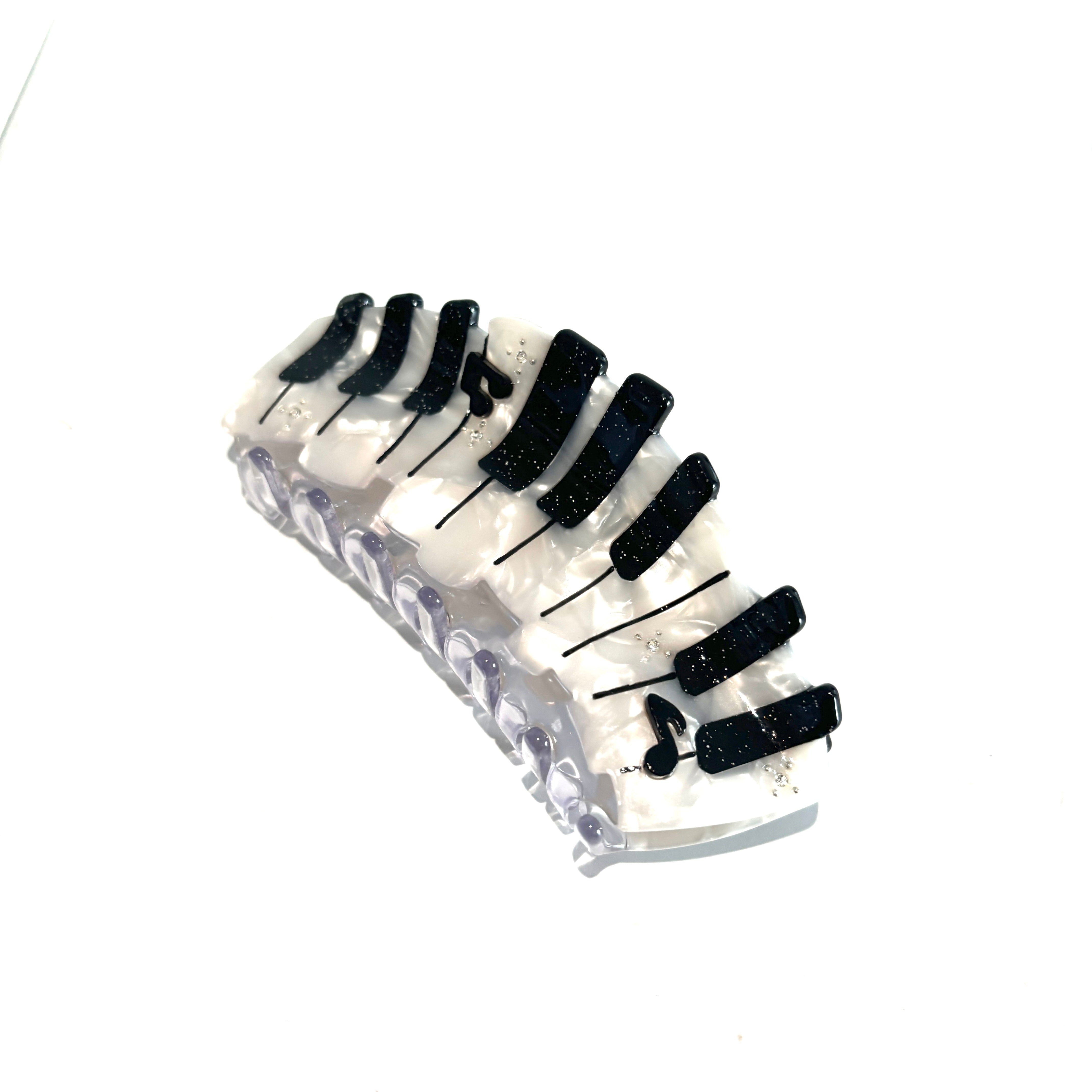 Serenade Piano Claw