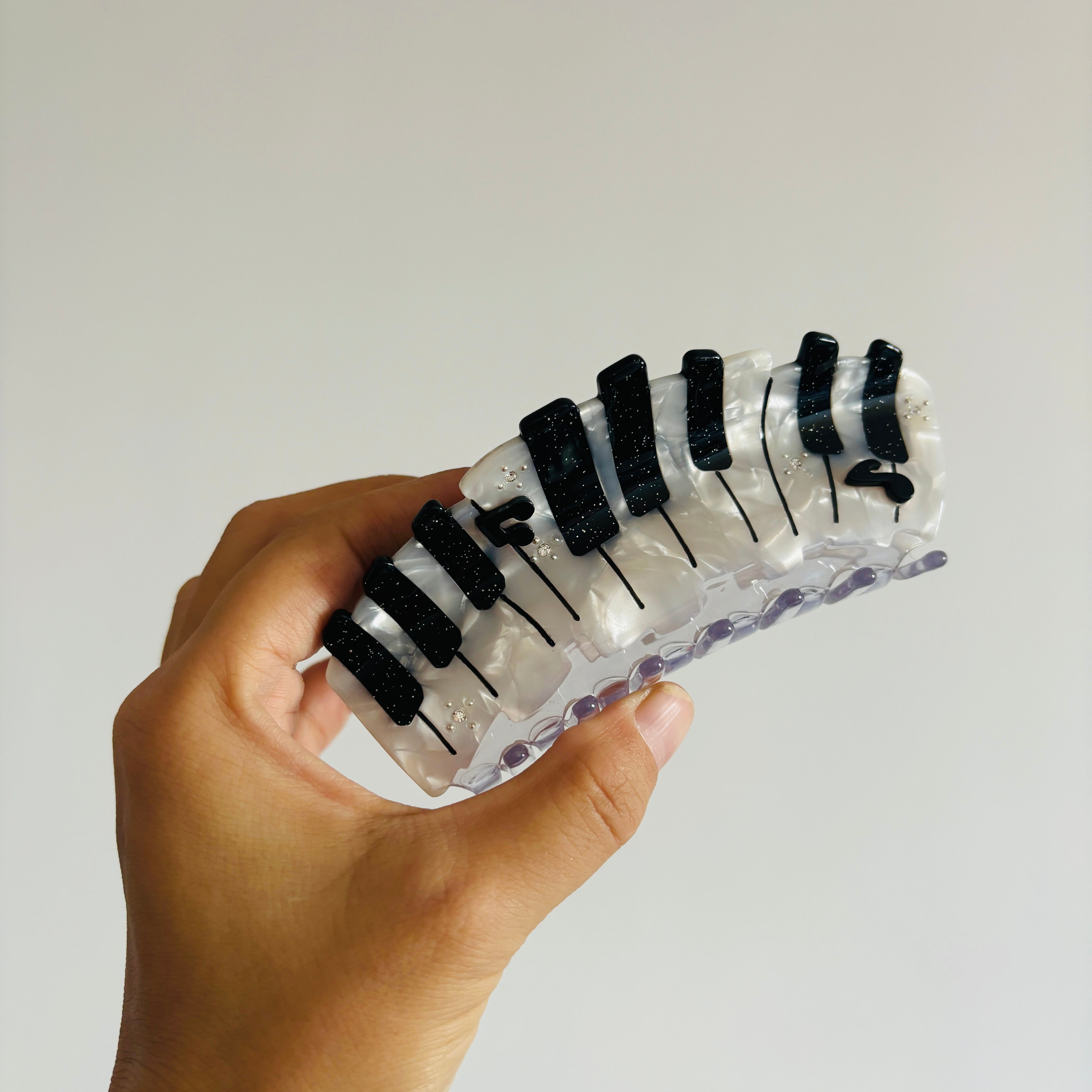 Serenade Piano Claw