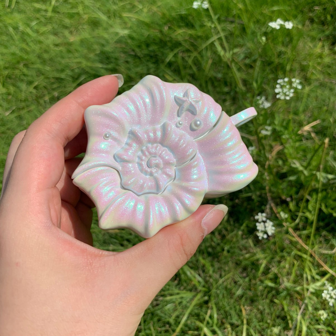 Airpods Pro Earphone shell within pearl