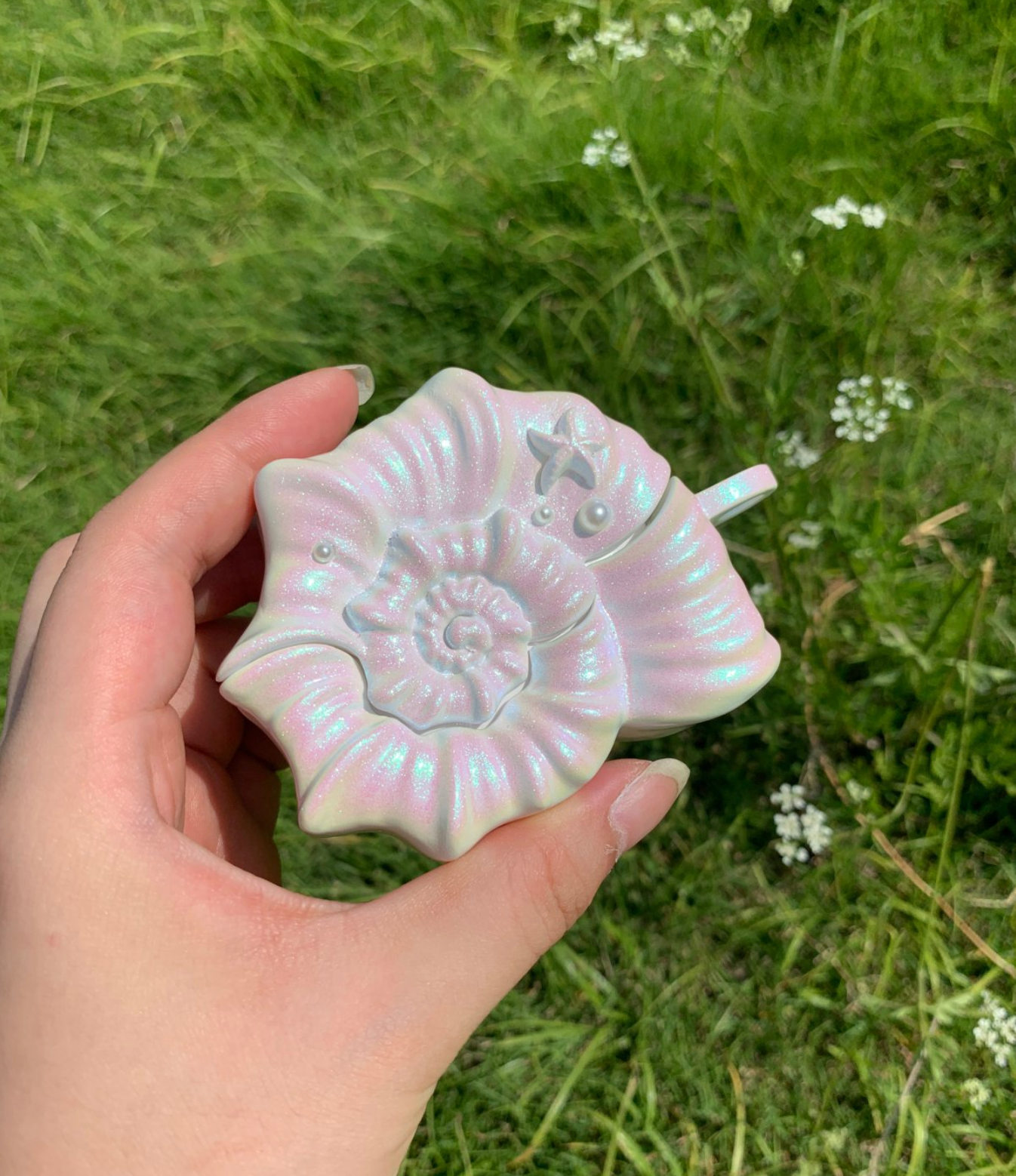 Airpods Pro Earphone shell within pearl shinning