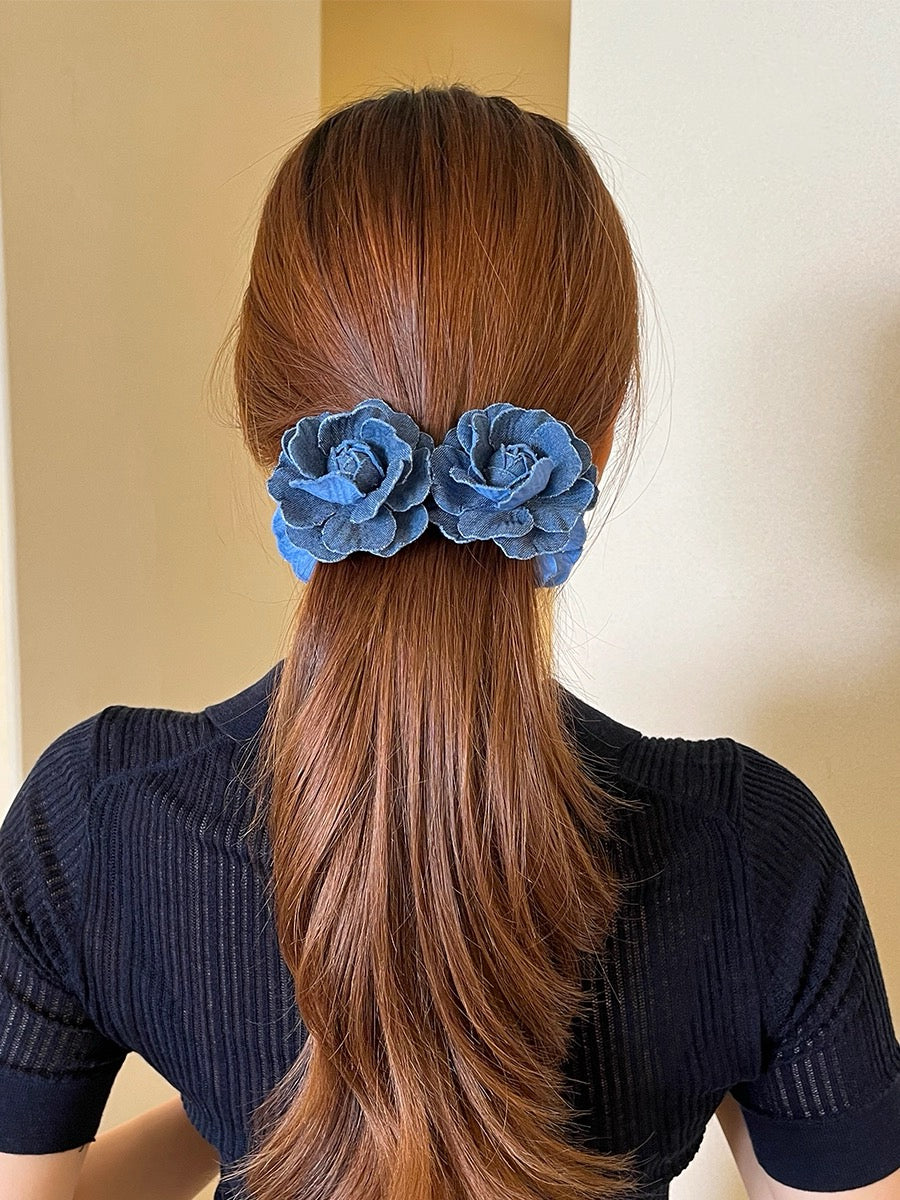 Denim Rose hair claw