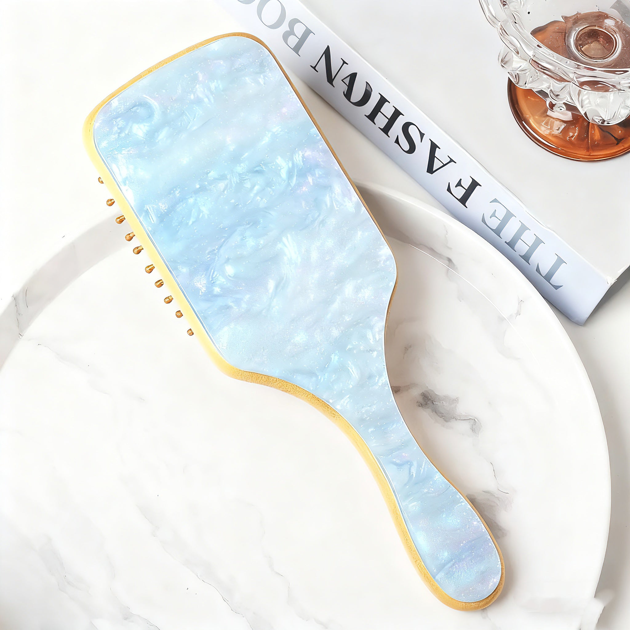 THE CUSTOMIZED PADDLE BRUSH