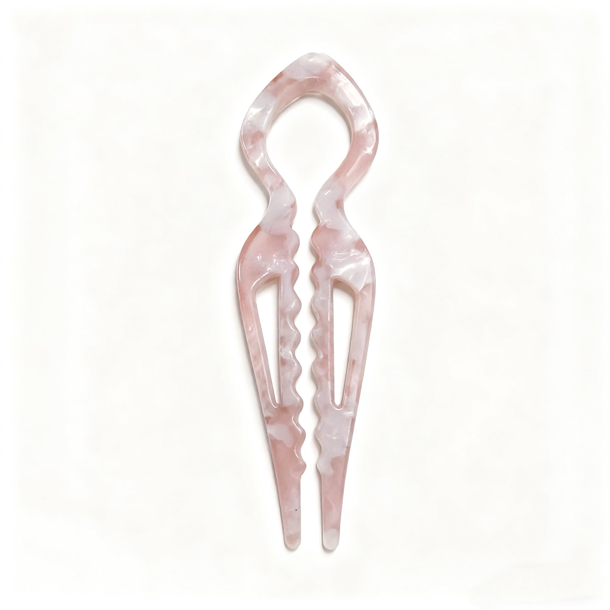 U-shaped hairpin