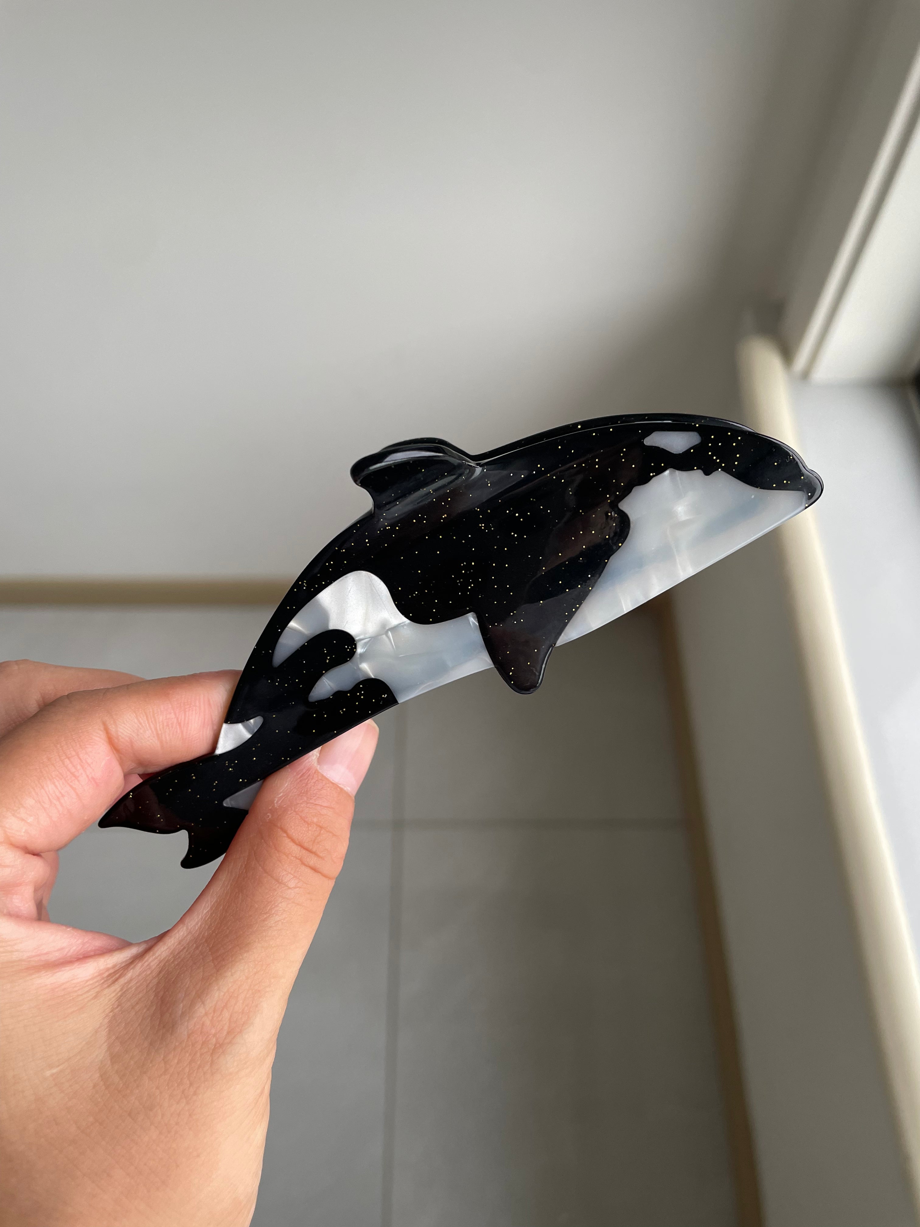 (Advance Sale❗)Glitter Orca claw