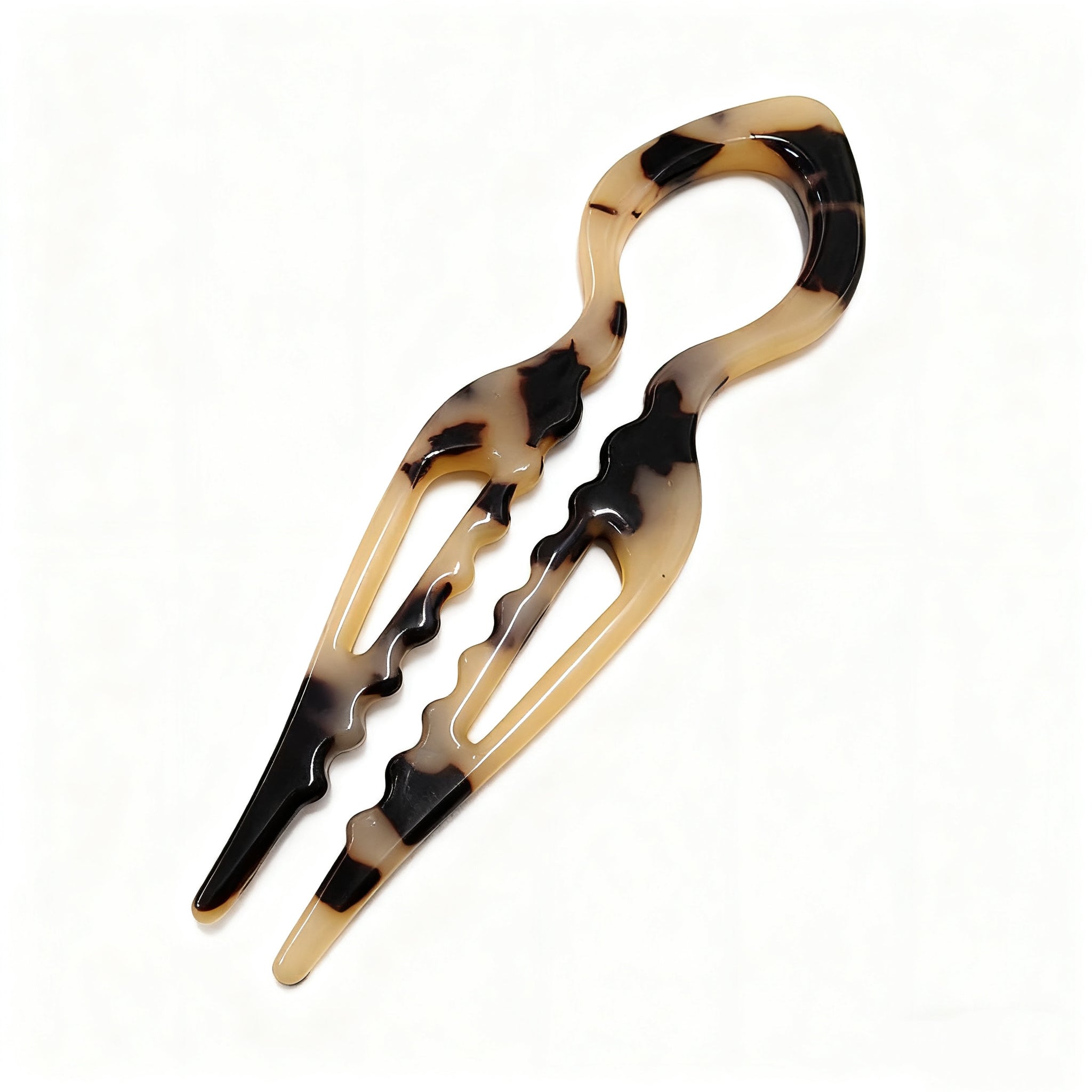 U-shaped hairpin