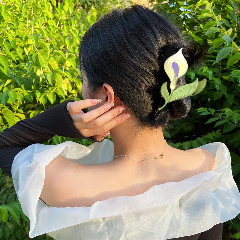 Purple Lily hair claw